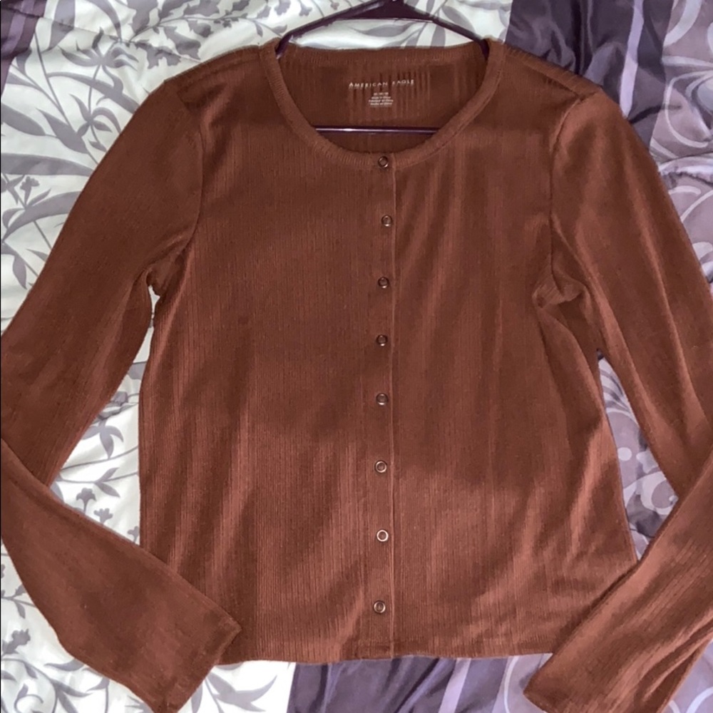 American Eagle button up shirt